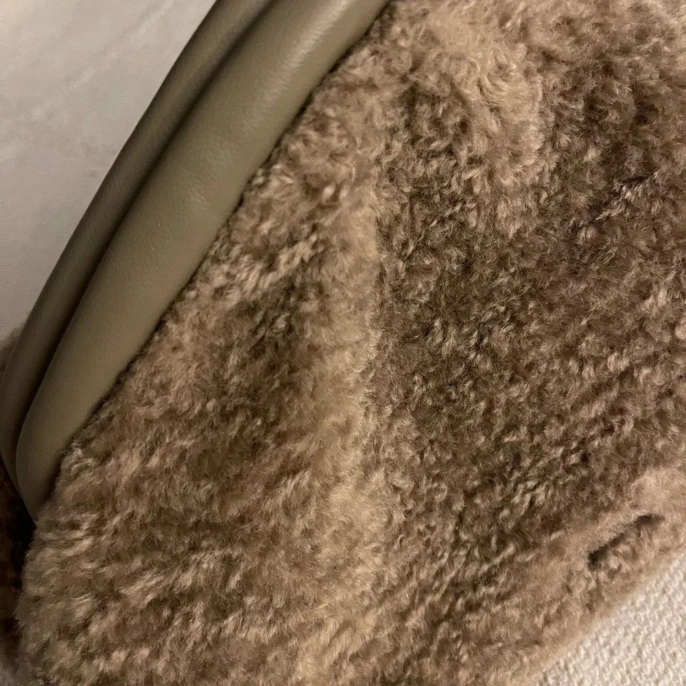Vince Camuto Issey Faux Sherpa- Genuine leather trim Crossbody Bag-Taupe - Picture 13 of 13